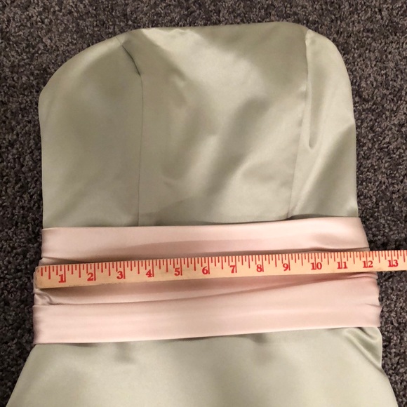 Formal strapless dress - Picture 3 of 8